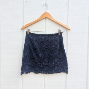 Forever 21 mini lace skirt